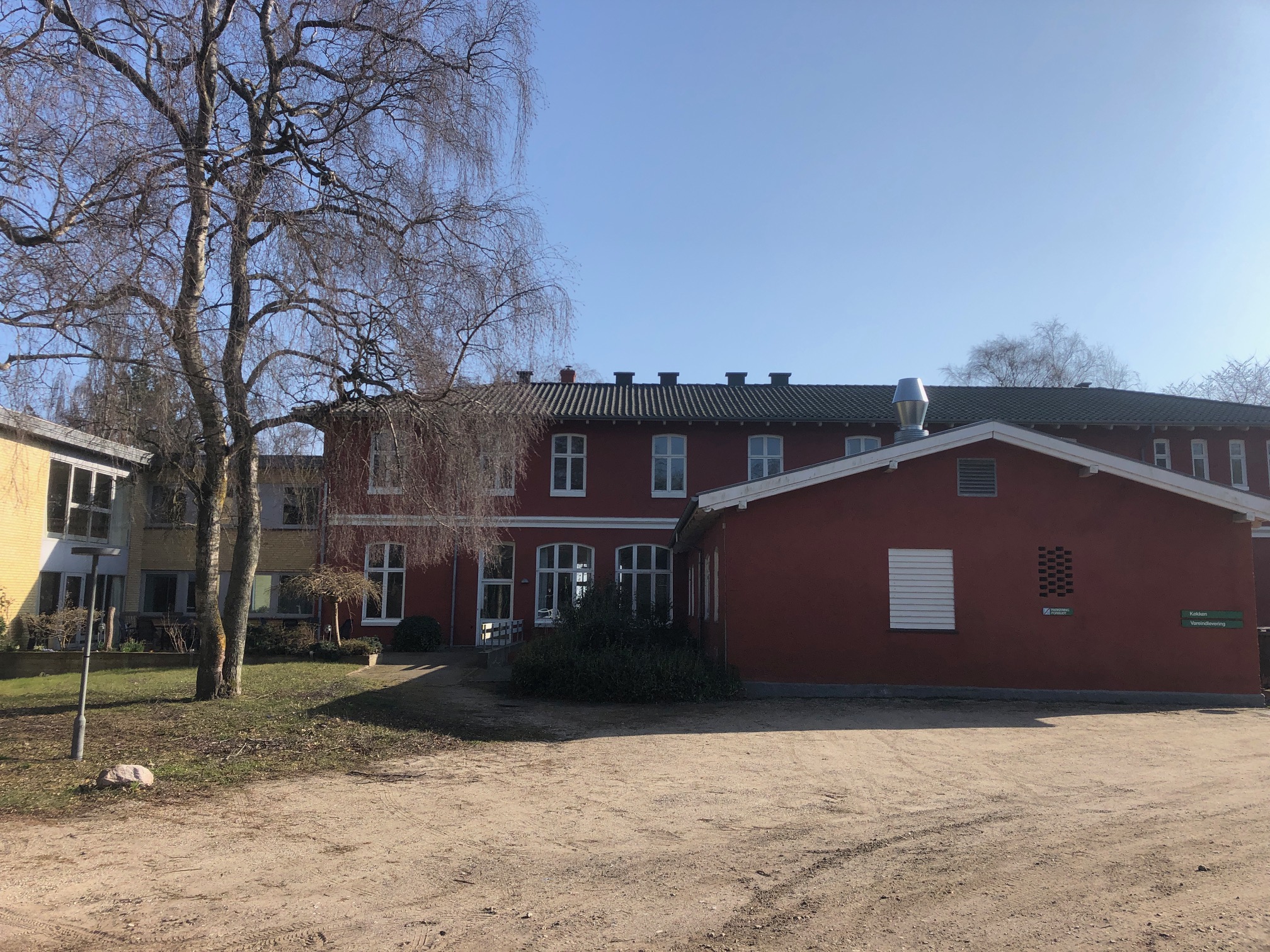 Badehotel med 20 hytter - alt for hårdt pres på skoven